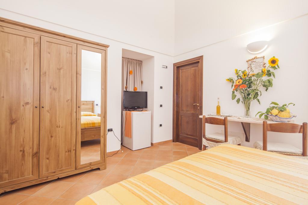 Bed and breakfast Il Rifugio Del Poeta 2*